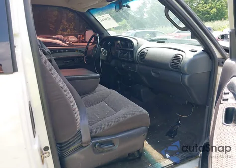 2001 Dodge Ram 1500 из США, поврежденный, VIN 3B7HF13Z51M257137